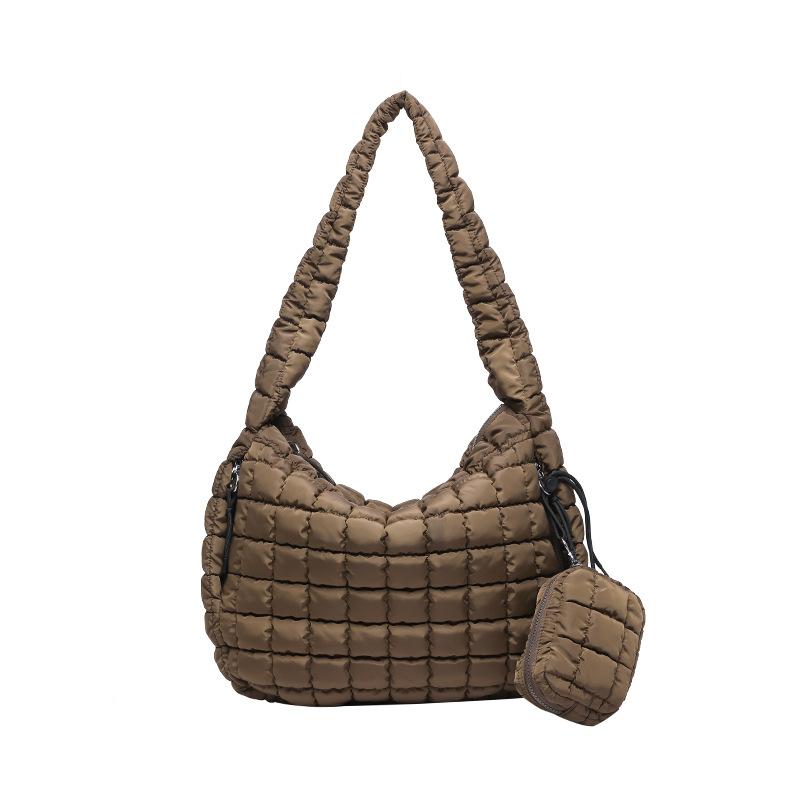

Оптовая мода персонализированная пуховая хлопковая сумка-облако тренд простая однотонная большая вместимость легкая сумка-мессенджер женская коричневый