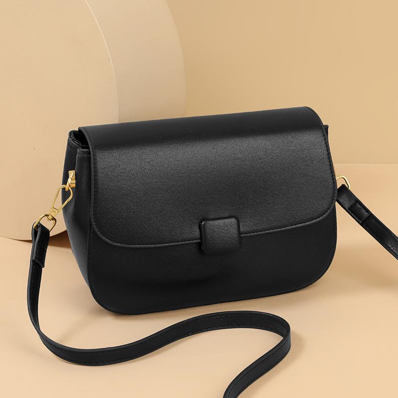 Women's Small Bag Lightweight 2026 New Niche Messenger Women's Bag Fashionable and Simple Underarm Bag Shoulder Bag