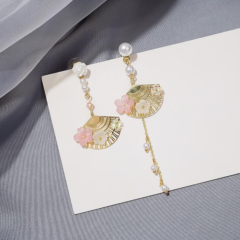 New Fashion Folding Fan Crane Flower Asymmetric Earrings for Women Temperament Long Tassel Dangle Earrings Party Jewelry Gift