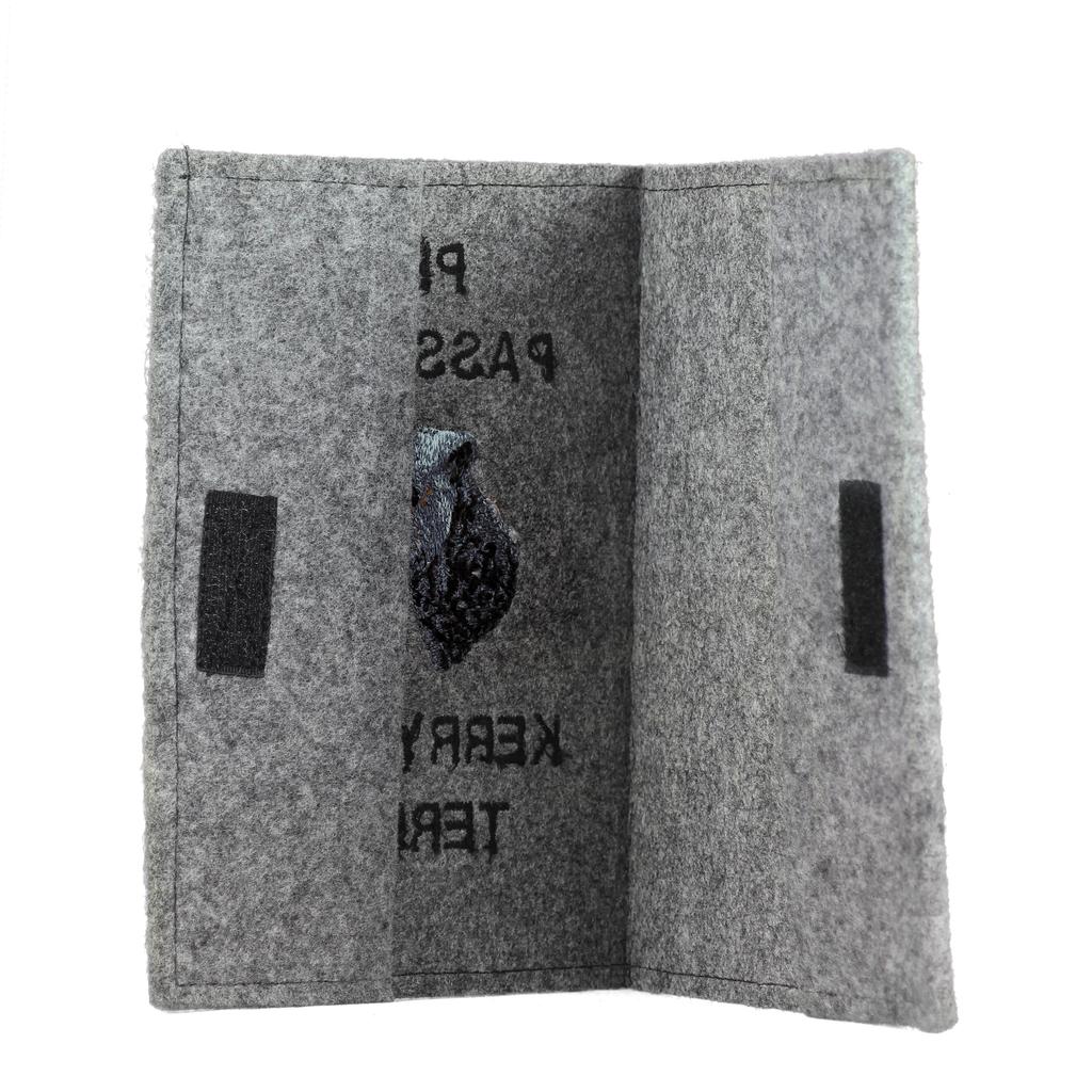 Kerry Blue Terrier, Irish Blue Terrier - Dog passport case, document case, gift for the traveller from the Art-Dog brand