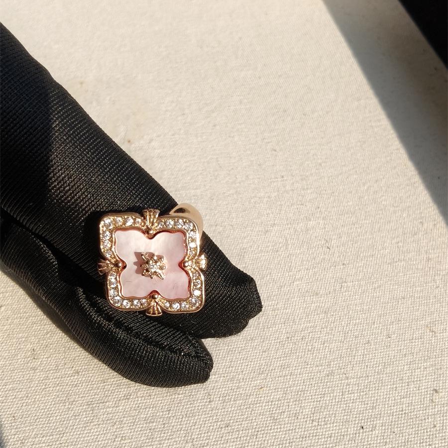 

Циркон ромбовидный рябь клевер удачи серьги легкая роскошь высокий класс ожерелье модное универсальное кольцо нишевый изысканный браслет