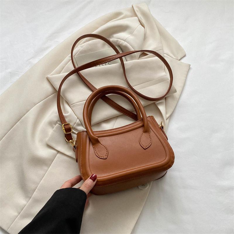 Trendy Minimalist Shoulder Bag 2023 Pure Color Texture Fashionable Fresh Street Style Pu Small Crossbody Bag