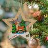 1/4 Stück Weihnachtsschmuck Holz Sternförmiger Anhänger Set mit Rentier Weihnachtsmann Schneemann Elch Mustern Hängende Dekoration