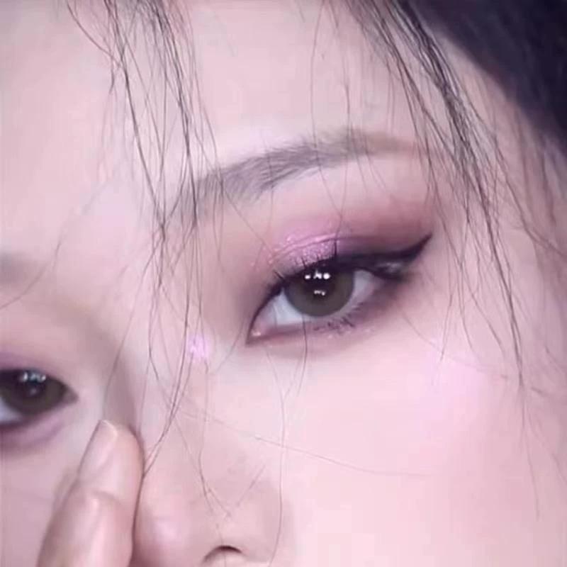 Influencer Picks Bean Bag Three Colors Eye Shadow Plate Khaki Earth Color Shiny Crystal Thin and Glittering Cheap Newbie Beginner