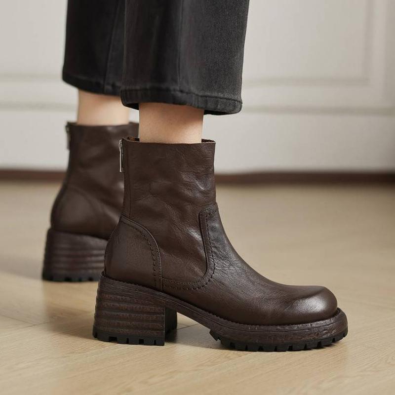 Autumn and winter leather Martin boots solid color medium heel round head versatile large size women's boots cowhide zipper medium tube women's l