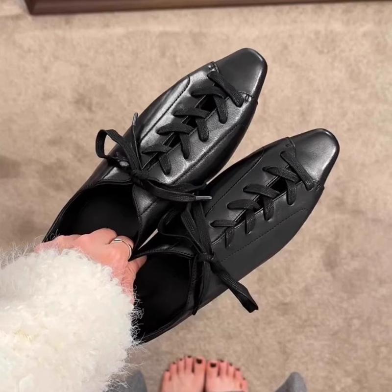 Fashion Black British Style Leather Shoes Women Retro Lace Up Mid Heel Pumps Comfortable Elegant Commuter Office Shoes Zapatos De Mujer