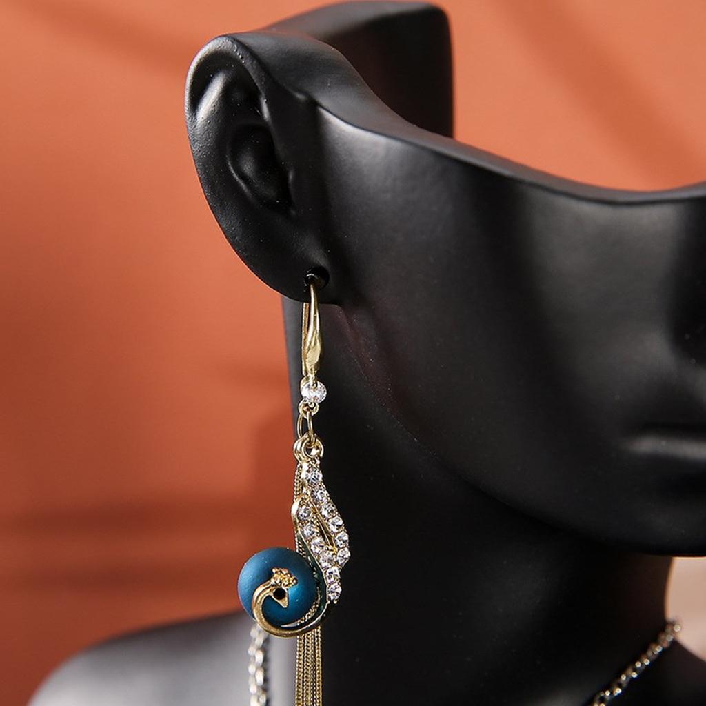 Stylish Neck Model Stand Necklace Showcases Stand Earrings Holder Resin Texture Jewelry Holder for Showcasing Jewelry