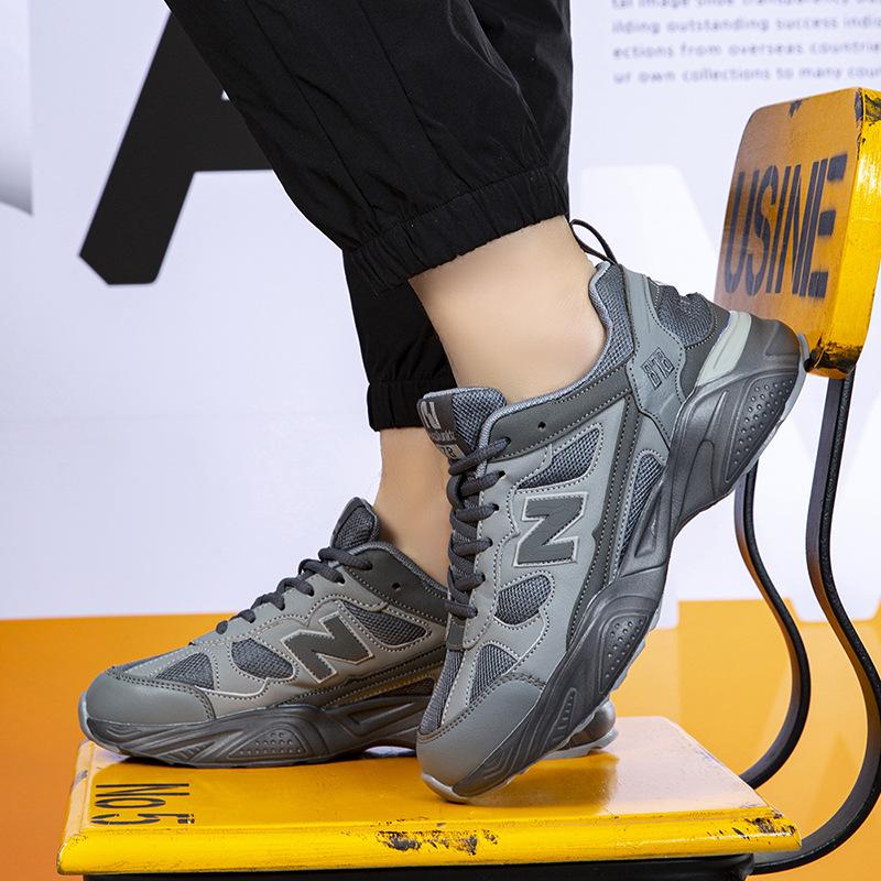 Herren- und Damen-Dad-Schuhe klassischer Frühjahrs- und Herbsttrend dicksohlige Wort-Mesh-Freizeitschuhe Paar Sportschuhe Damen-Trendschuhe Charge