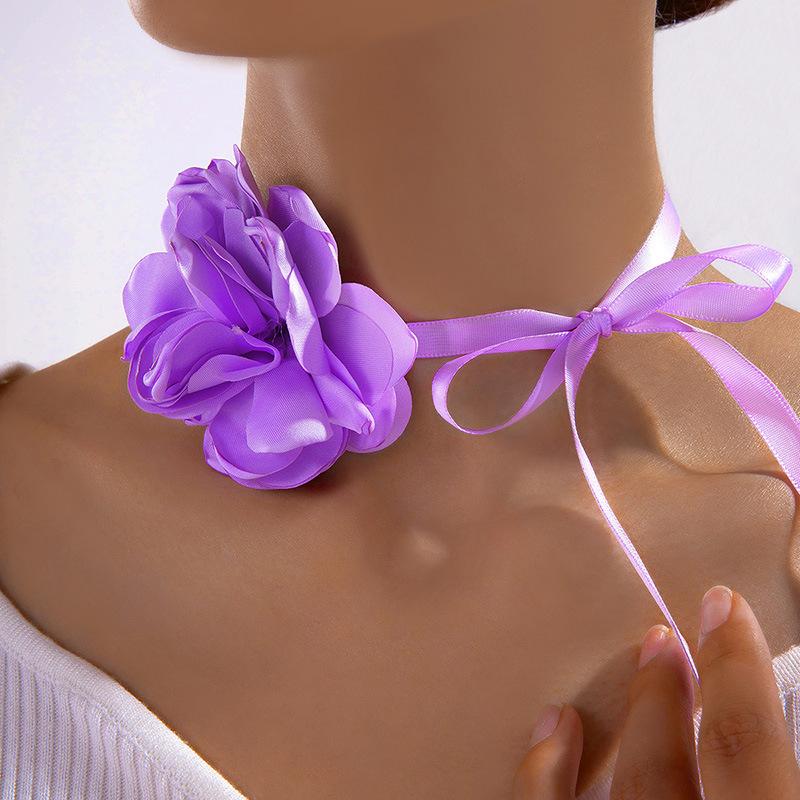 Collana di perle, collana in pizzo a farfalla bianca, catena per clavicola con fiore geometrico in tessuto