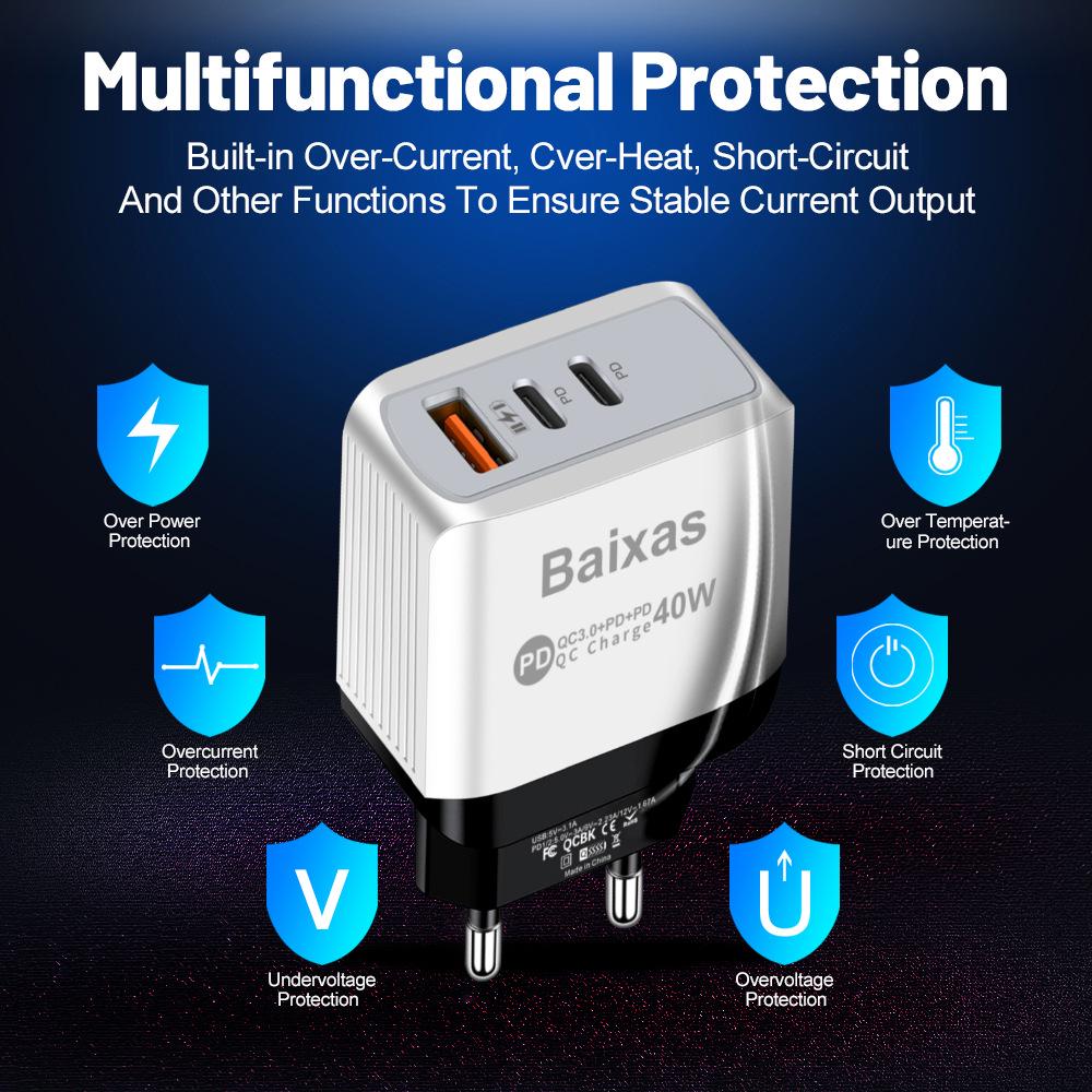 Universal Power Adapter: Compatible with EU, US, UK, AU Standards, featuring 1U + 2PD Charging Ports.