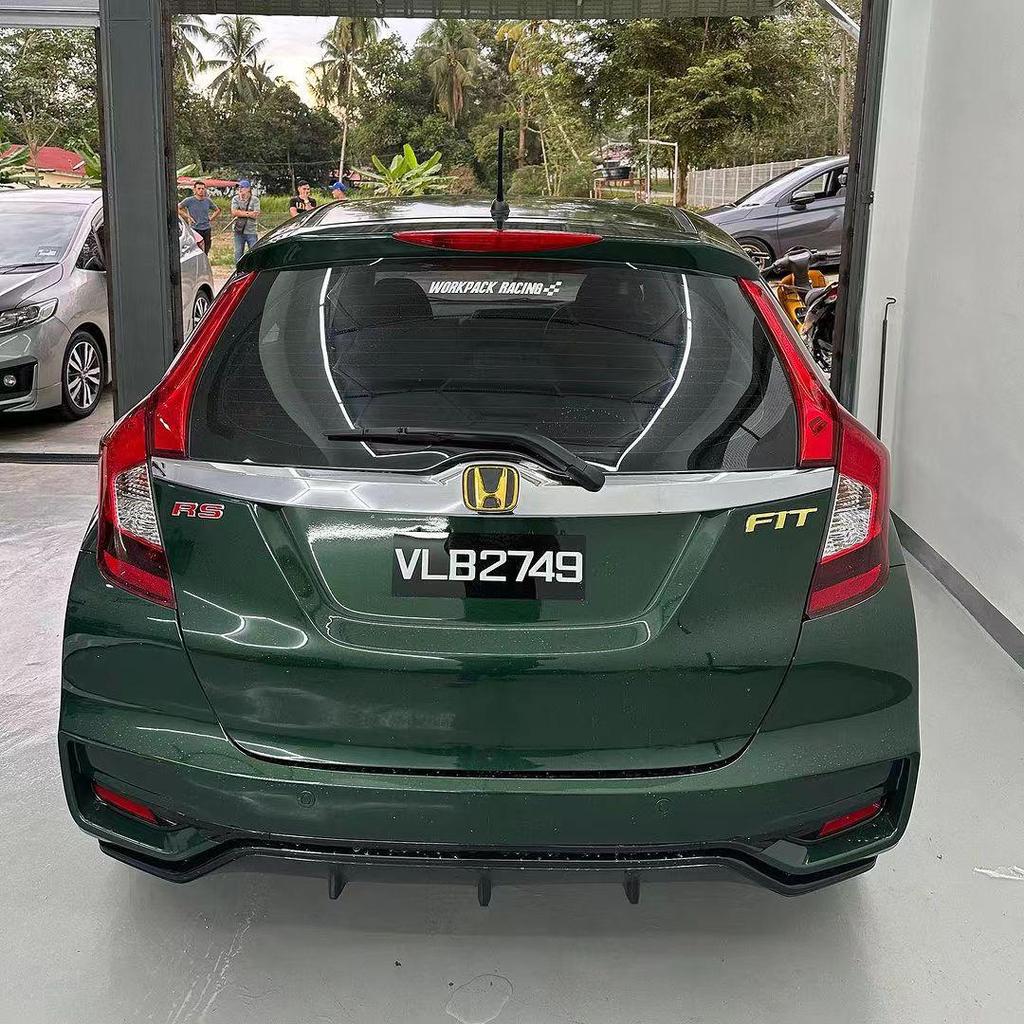 18-20 Fit GK5 Modified Body Kit: Rear and Front Lips, RS Small Spoiler, Tail Wing, Top Wing