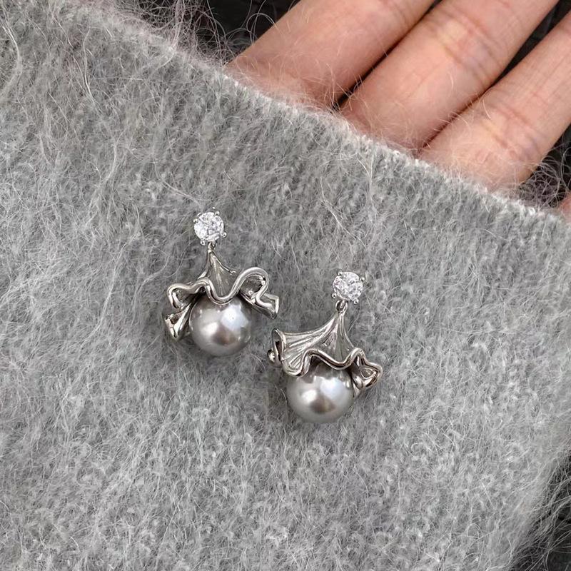 Neues einzigartiges Design Ginkgo Biloba Perlenstecker Ohrringe Damen 111 Silbernadel Leichter Luxus Hochwertiges Temperament Ohrringe Ohrringe