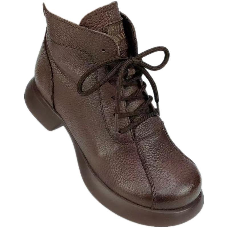 

2025 autumn and winter new soft leather short Martin boots thick-soled round head retro casual non-slip explosive women s boots tide 40