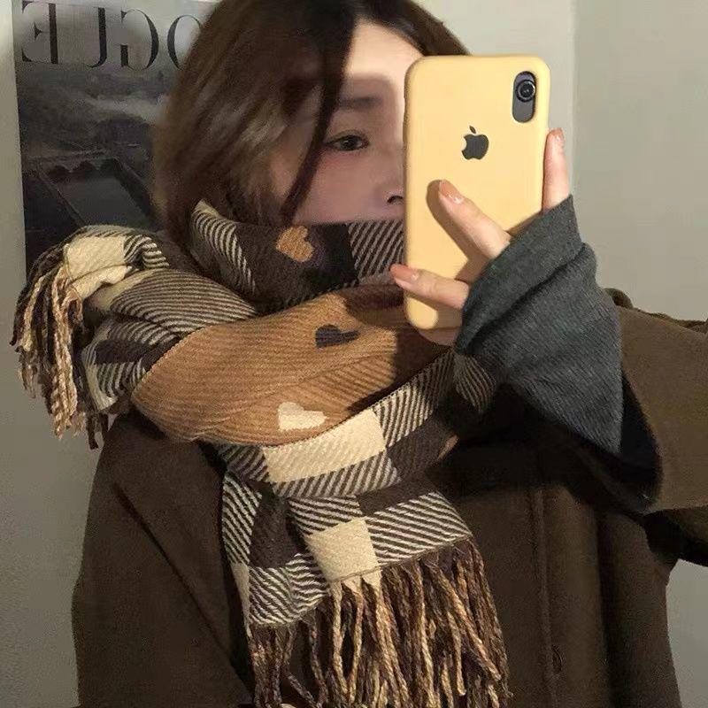Korean Style Milk Coffee Heart Scarf: Cute, Versatile, Winter Shawl for Women and Students