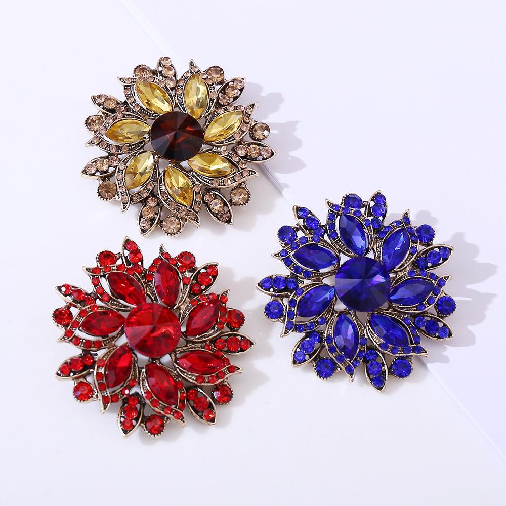 DIEZI 6 Farben Luxus Vintage Blume Kristall Strass Broschen Damen Mädchen Party Hochzeit Mode Brosche Zubehör Schmuck