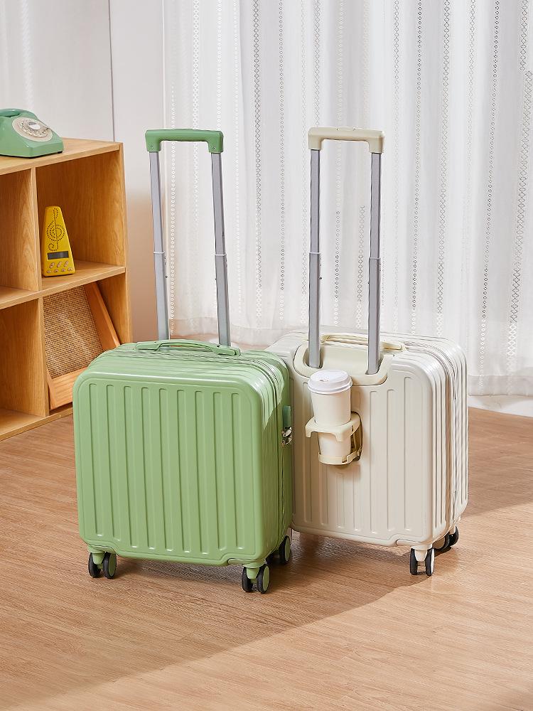 18-inch Lightweight Women's Carry-On Luggage with Combination Lock