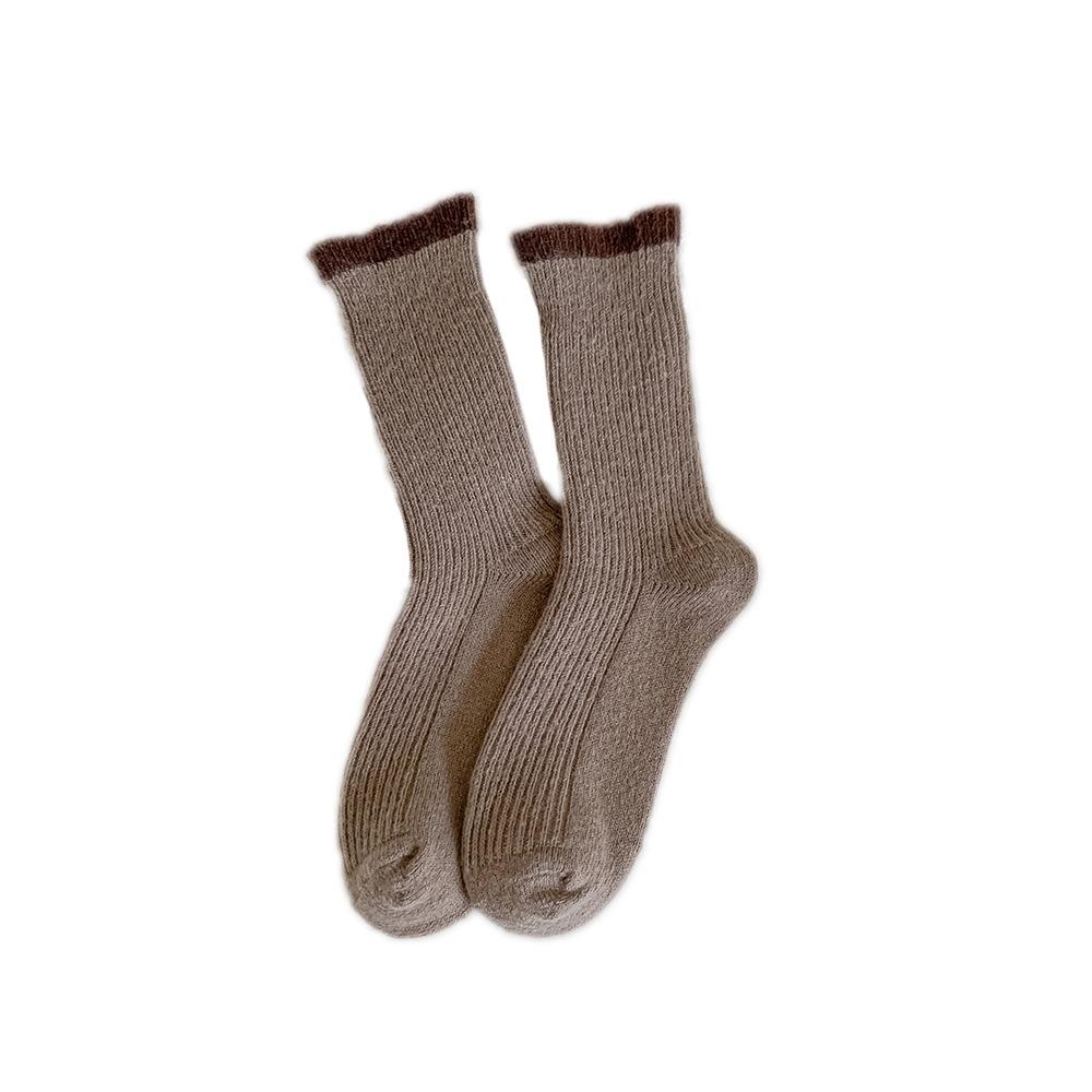Autumn and Winter Women's Fleece Thickened Warm Fleece Socks Pile Socks Versatile Mid-calf Socks