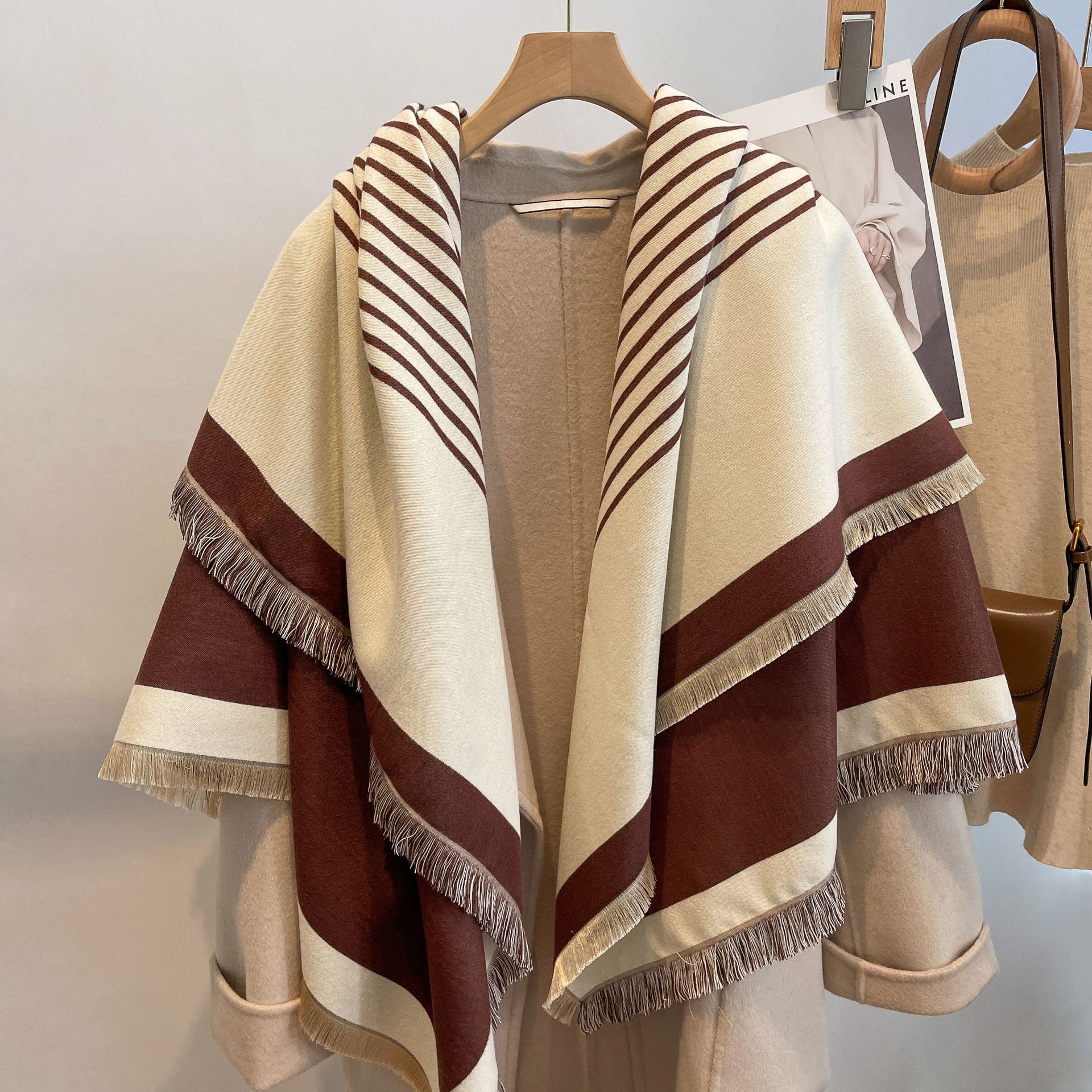 

Двусторонний теплый полосатый шарф из искусственного кашемира, женский утолщенный шарф, шаль для кондиционера, для улицы 128*122cm тёмно-рыжий