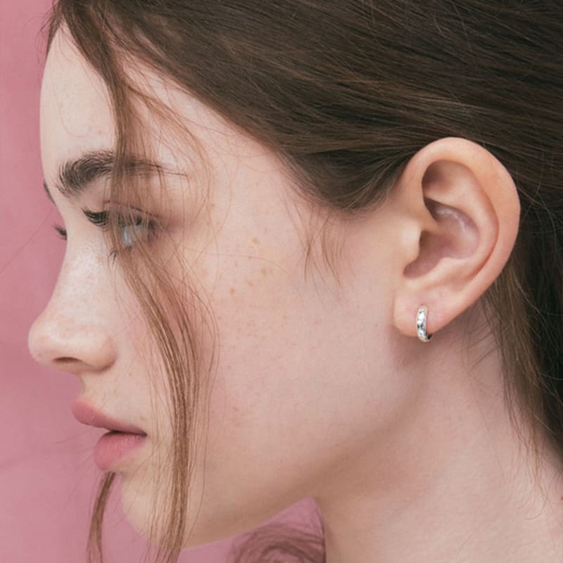 engbrox Glowy Cubic Earring