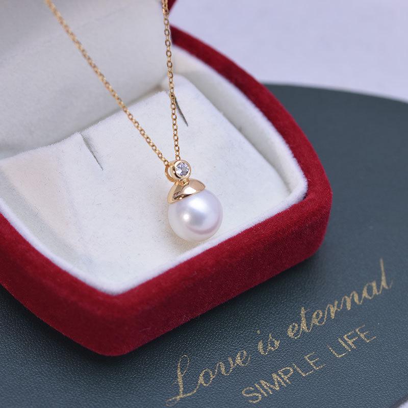 10-11mm Round White Pearl Pendant Necklace with Strong Luster on S925 Silver Clavicle Chain