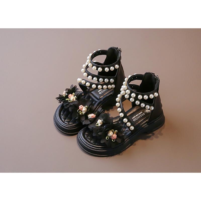 Sandálias para Meninas 2026 Verão Novo Moda Pequena Princesa Sapatos Estilo Fada Flor Bebê Solado Macio Sapatos de Pérola