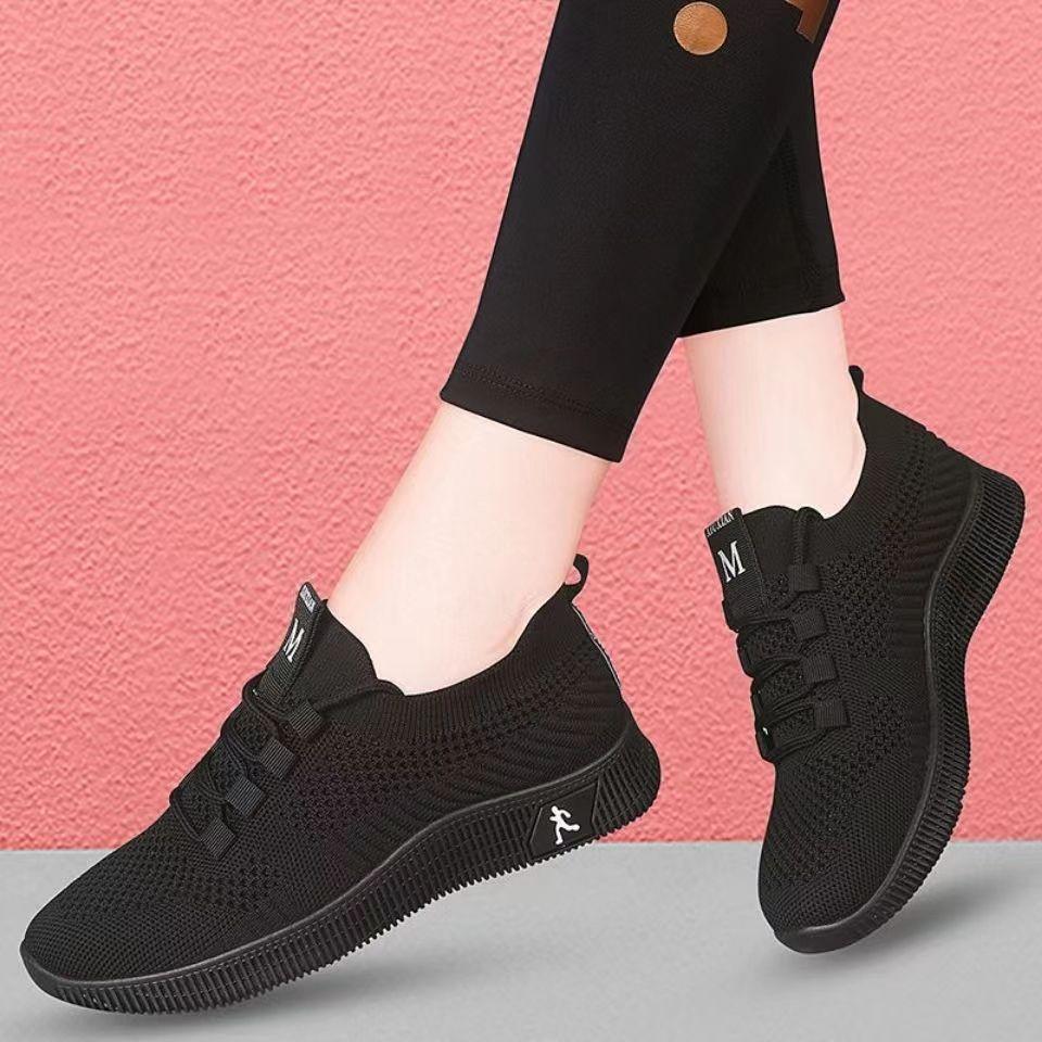 

Женская обувь красная танцевальная обувь для квадратных танцев дышащая сетка fly-knit нескользящая мягкая подошва для среднего и пожилого возраста обувь для мамы спортивная 41 чёрный