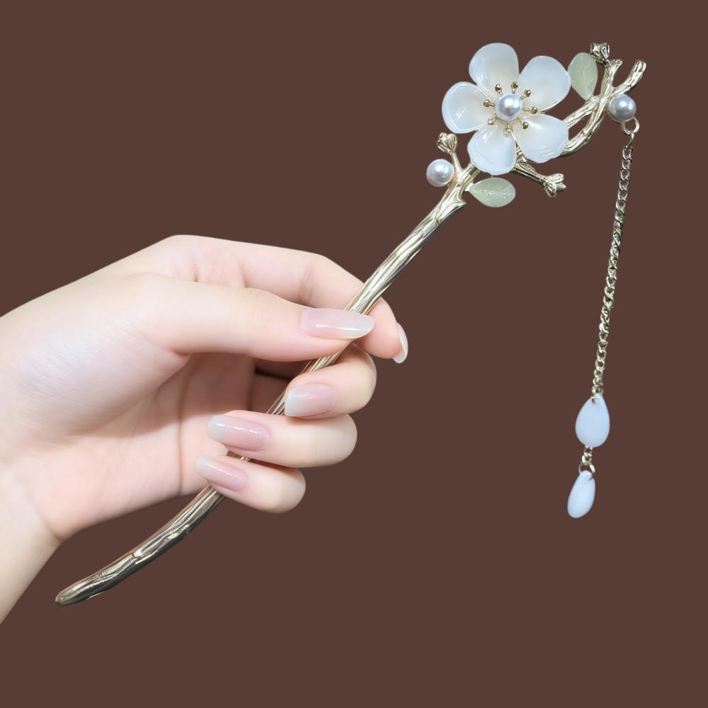 Vintage Chinese Style Hair Sticks Pins for Women Flower Metal Hairpins For Updos Elegant Hair Accessories For Bun Hairstyle