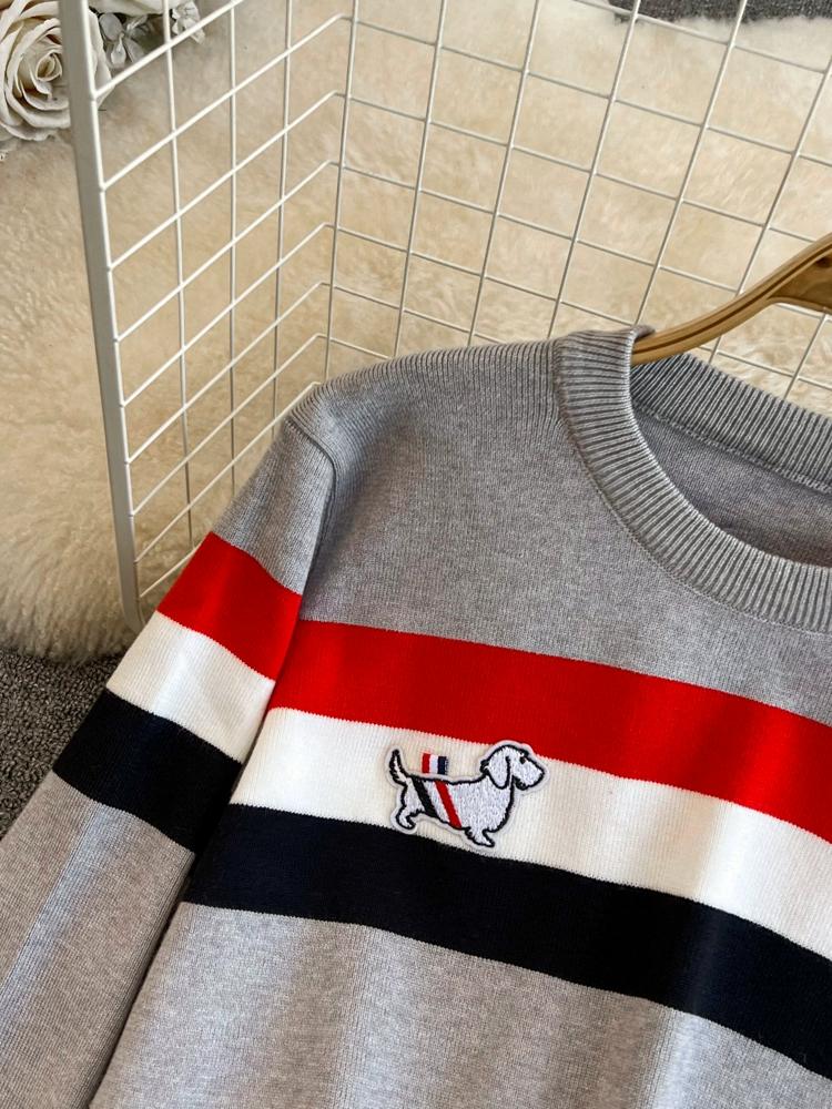 Jaro Podzim Ženy Pletený svetr Pruhované tepláky Módní Kreslený Psí výšivka Pulovr Topy a délka ke kotníkům Dvoudílná sada kalhot