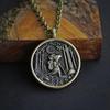 Collana con Pendente Luna Foresta Animale Viaggiatore nella Foresta Pendente Collana Stile Retrò Gioiello Regalo per Amanti della Natura
