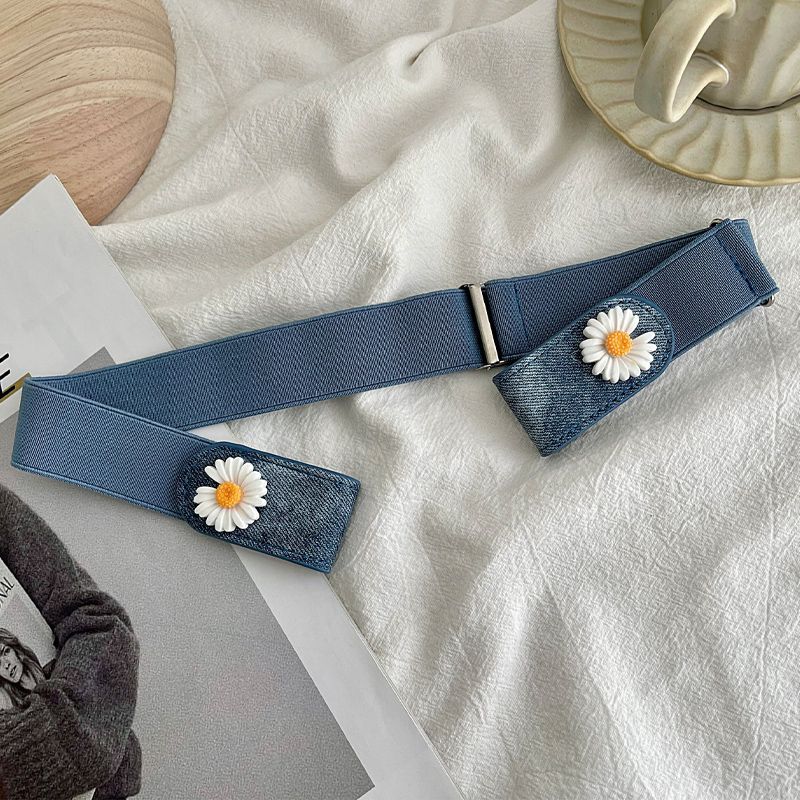 New adjustable elastic belt—an invisible, buckle-free belt for women and men; easy to wear with jeans, trousers, or dresses.