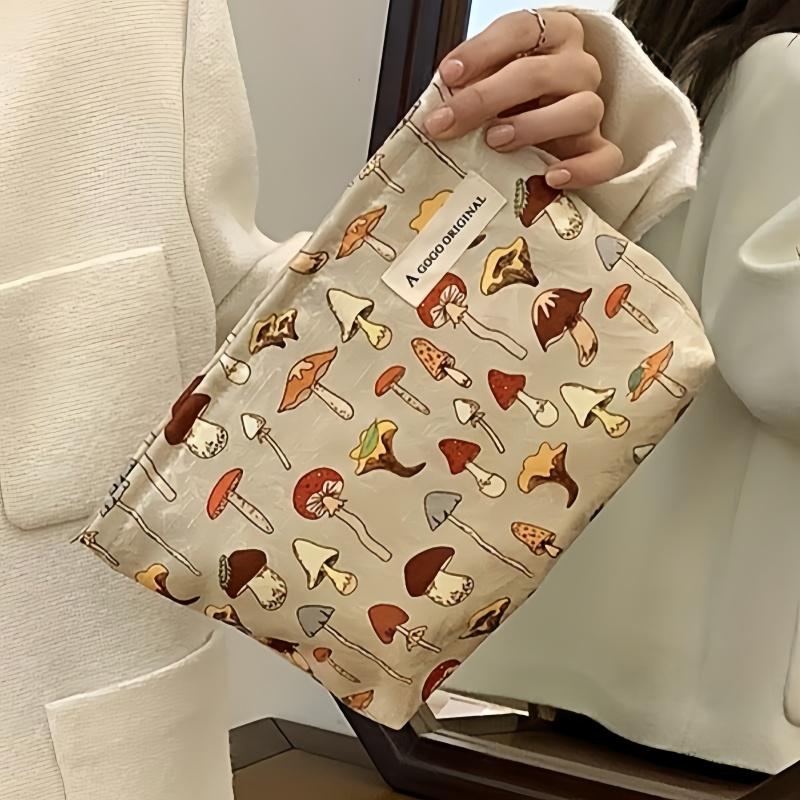 1 Piece Artistic and Interesting Pencil Case, College Friend Makeup Bag, Large Capacity Portable Skincare Product