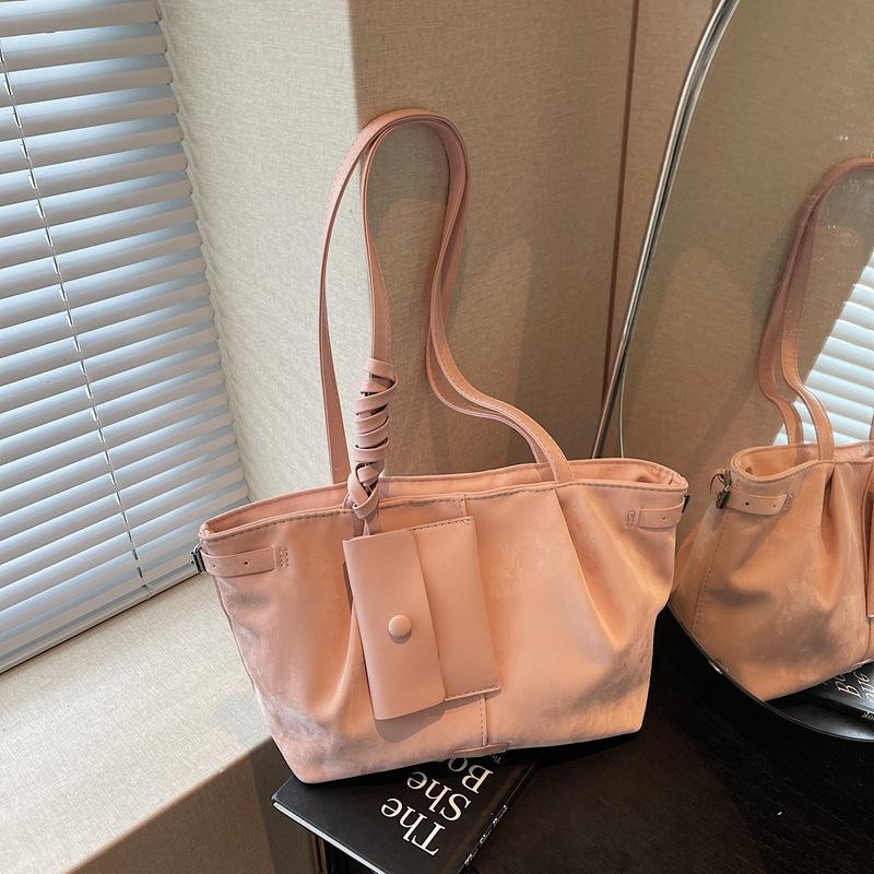 Spring fashion large-capacity shoulder commuter bag women's bag 2025 new simple support bag versatile underarm bag ins