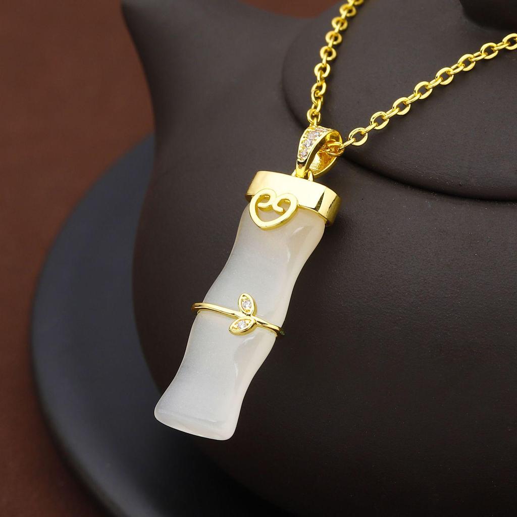 Elegant Natural Hetian Jade Necklace with Gold and Xiuyan Jade Pendant - A Fashionable and Timeless Gift for Women