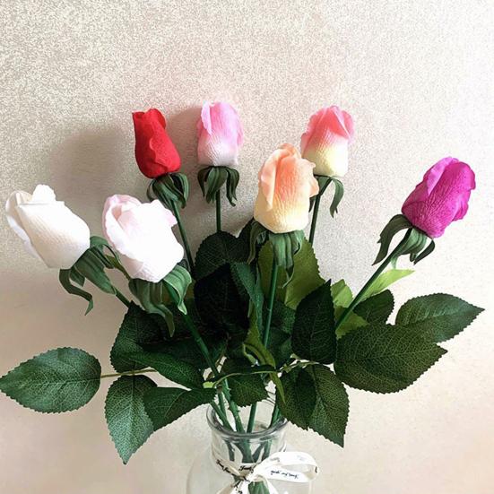 Künstliche Rosenknospen mit langem Stiel 45 cm Kunstseide Realistische Rose mit Blättern für DIY-Sträuße Hochzeitsfeier