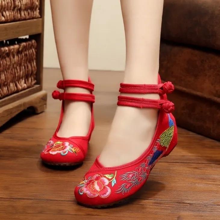 Women Cute Red Floral Embroidery Anti Skid Flat Shoes Zapatos De Mujer Lady Cool Comfort Black Vintage Shoes Ab653