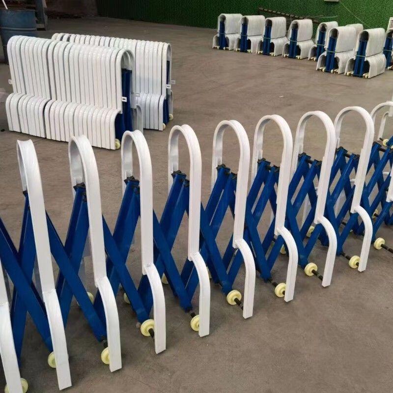 Heavy-Duty Retractable Security Barrier