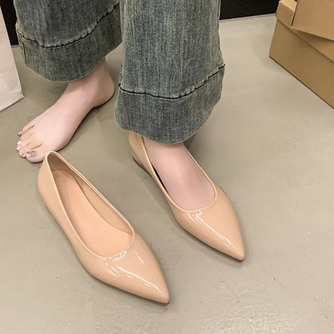 Fashion New Spring and Summer Versatile Shallow Mouth Pointed Toe Inner Heightened Single Shoes Women's Fashion Soft Sole Flat Shoes