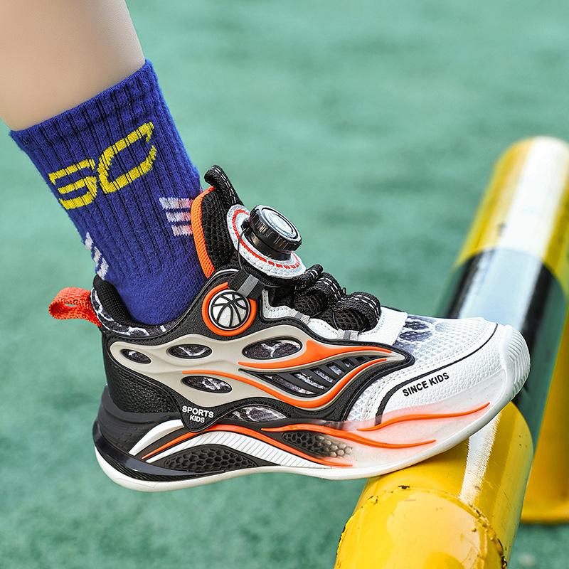 Boys basketball shoes 2025 spring new rotating buckle classmate mesh breathable waterproof non-slip middle and older children's running shoes