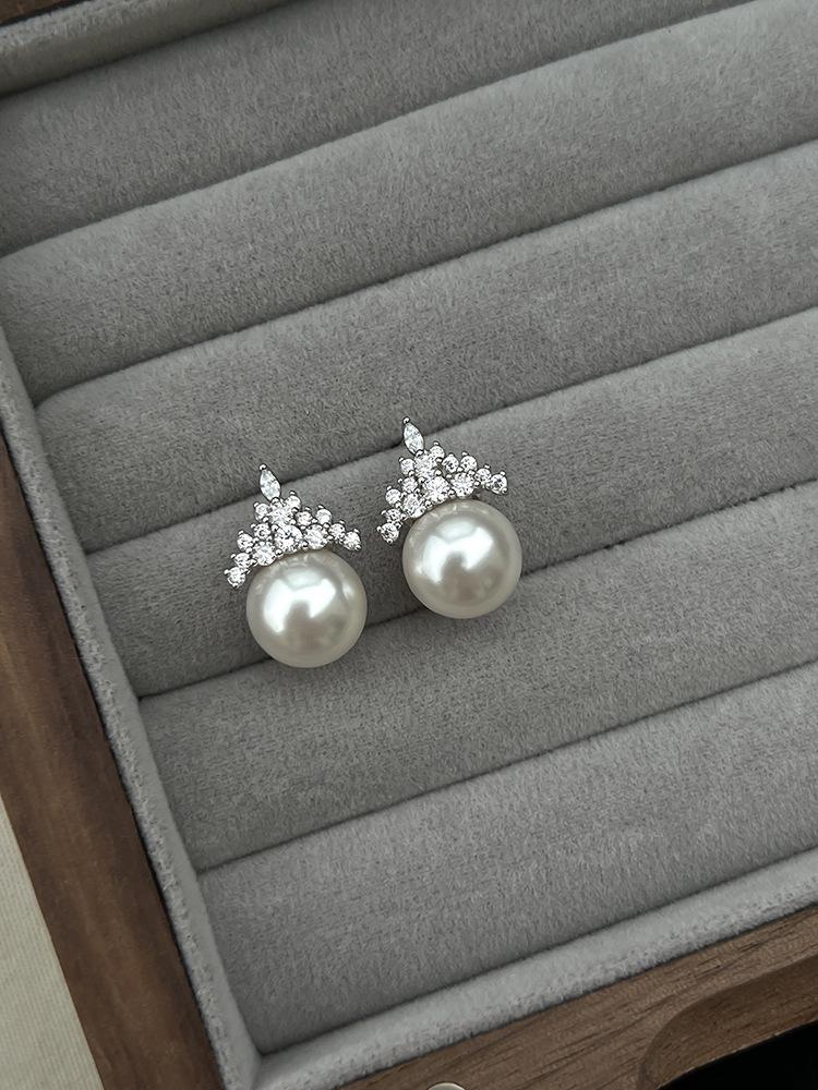

Snow Queen Sterling Silver Austrian Shijia Pearl Earrings Light Luxury Premium Niche French Earrings