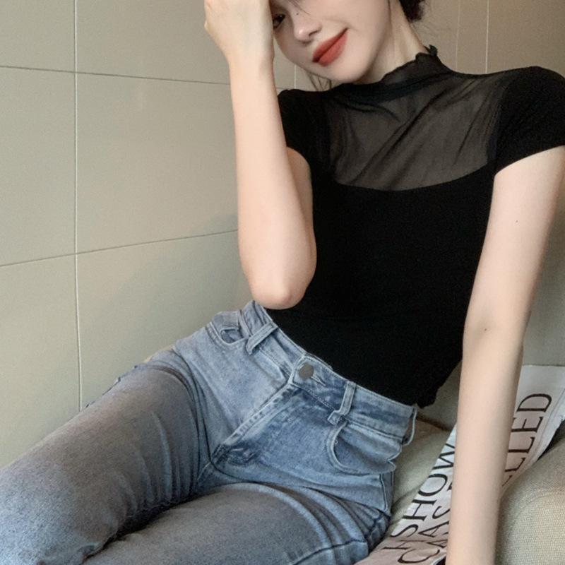 

Женская летняя черная сетчатая футболка с кружевной вставкой, приталенная, с короткими рукавами и стильная Extra Large чёрный