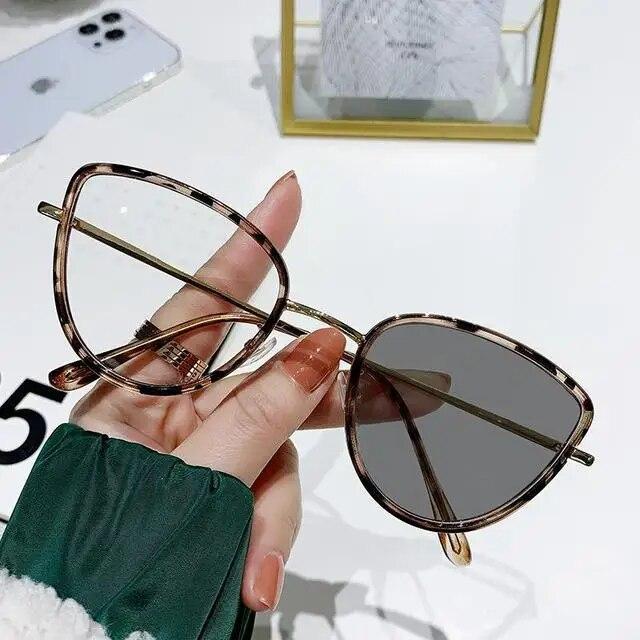 Fashion High-definition Blue Light Resistant Lenses Men's and Women's Cat Eye Anti Blue Light Glasses Wholesale