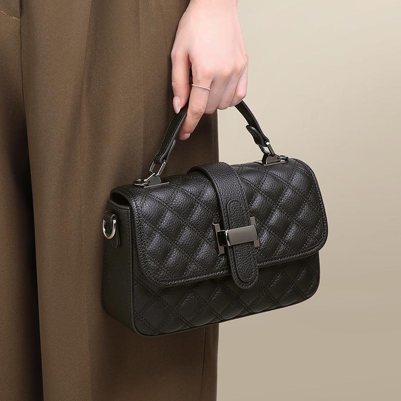 2026 Summer Genuine Leather Women's Crossbody & Shoulder Bag - Hot Selling Diamond Lattice Small Square Handbag