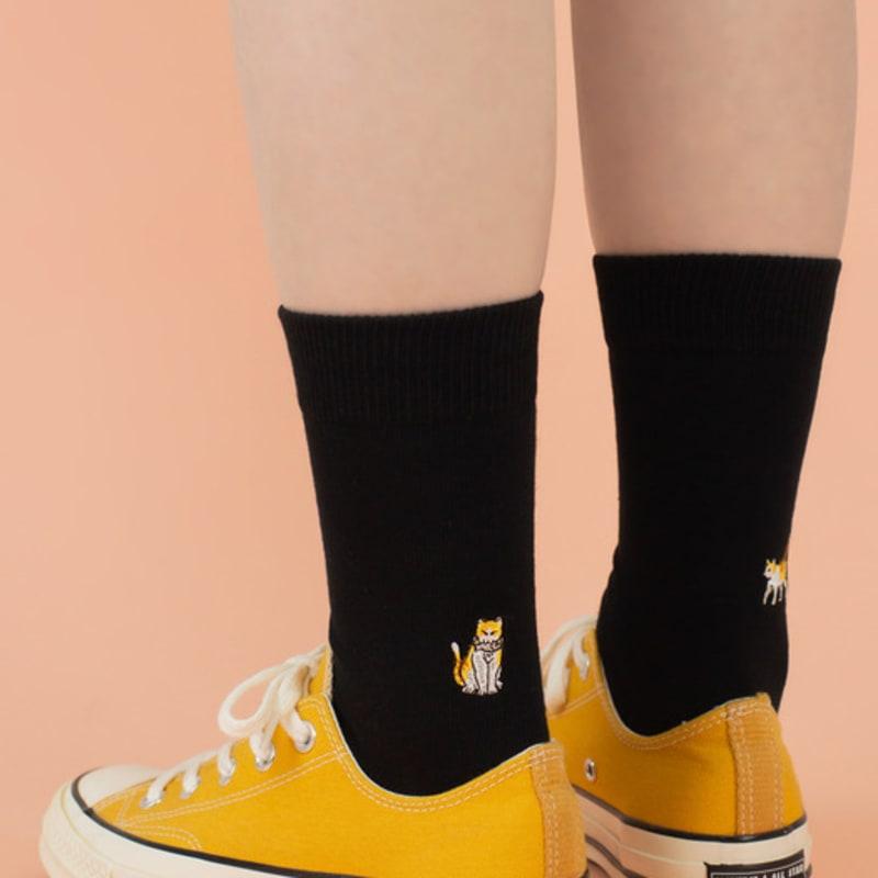 SNOOZY EM-Black (Cheese Cat)