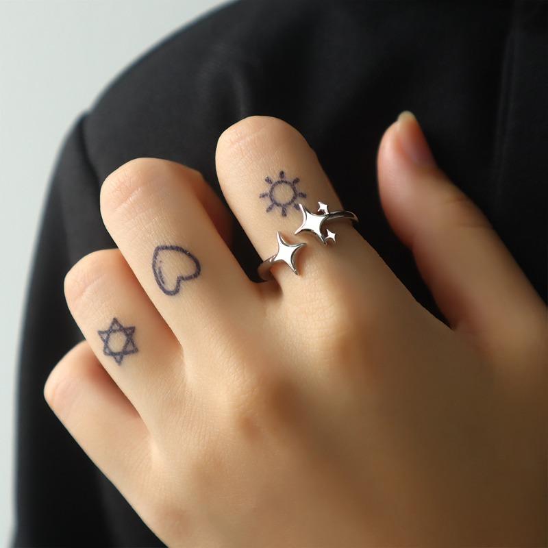 Gu Maoning, hollow star ring, cold wind personality tide open index finger ring, light luxury diamond meteor ring