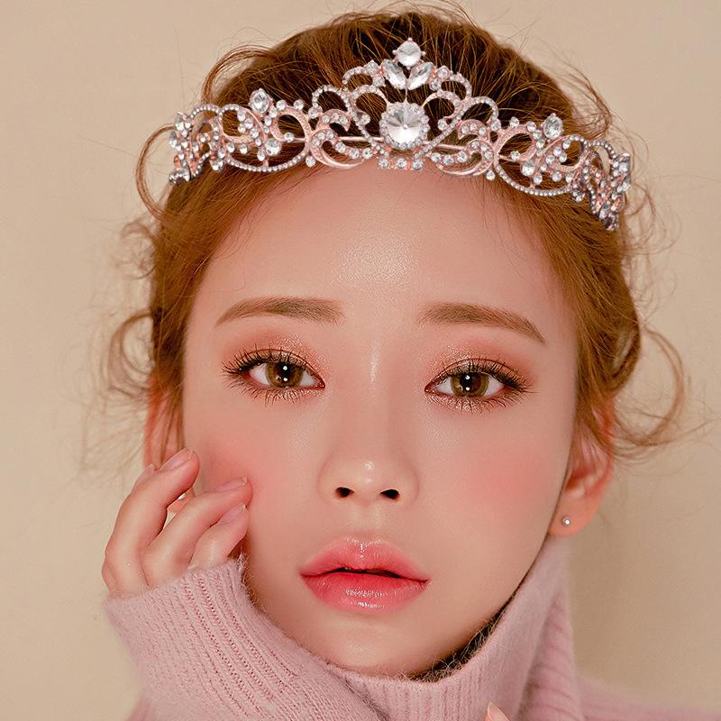 Fashionable bride and bridesmaid headdress with diamond crown, goddess beauty catwalk hair accessories, hair crown and headband