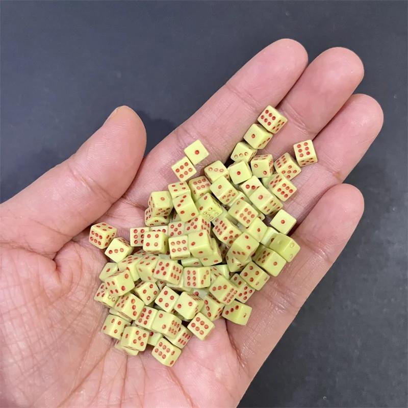 100Pcs 5*5*5Mm Mini D6 Acrylic Gaming Dice Solid Cube Set Standard Six Sided For Board Game Accessories