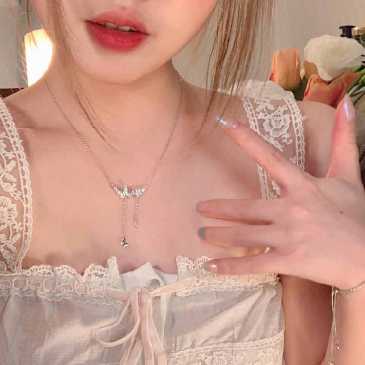 Super Fairy Temperament Butterfly Fringed Necklace Women Light Luxury Niche High Sense Exquisite Versatile Clavicle Neck Chain