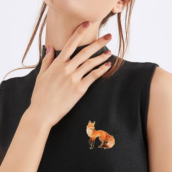 Broche Pin Tegneserie Ræv Design Zinklegering Pin UV-print Passer til Jakker Frakker Trøjer Mærke Alsidige Praktiske Tilbehør