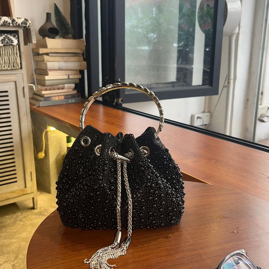 Luxus-Perlen-Eimer-Tasche Mode Kordelzug Party Abendtaschen für Damen Designer-Handtaschen und Geldbörsen Runder Griff Hochzeits-Clutch