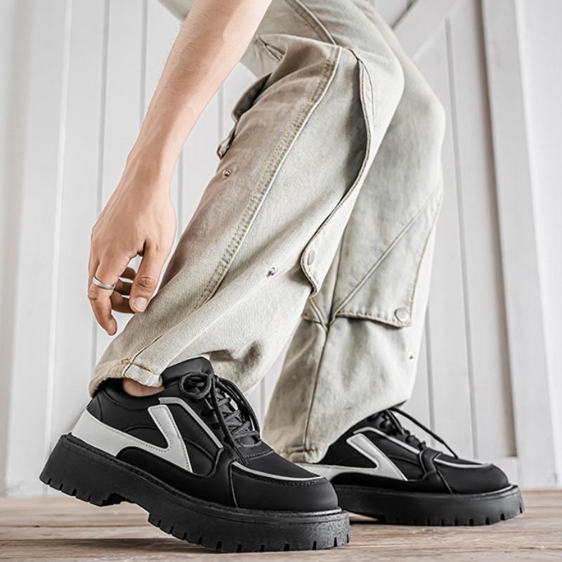 Fashion Black Men's Platform Shoes Niche Design Retro Casual Sneakers Trendy All-match Height-increasing Vulcanized Shoes 2025